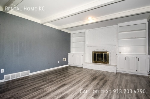 Building Photo - 2116 E 144th St