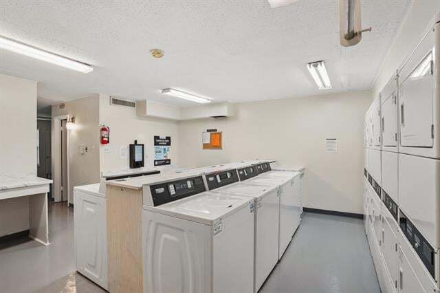 Building Photo - 2700 Whitney Pl