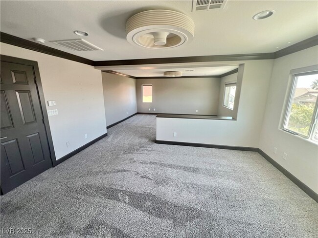 Building Photo - 604 Celso Ct