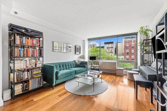 Primary Photo - 1 Avenue B