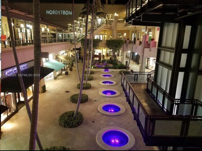 Building Photo - 3570 SW 23rd St