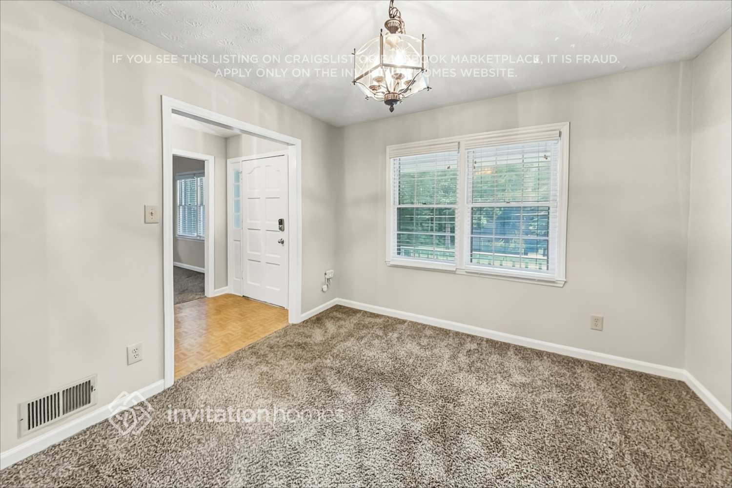 Building Photo - 3158 Larkspur Cir SW