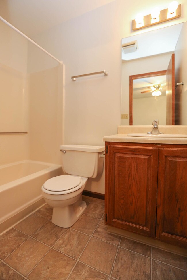 Building Photo - 439 Foxfire Dr