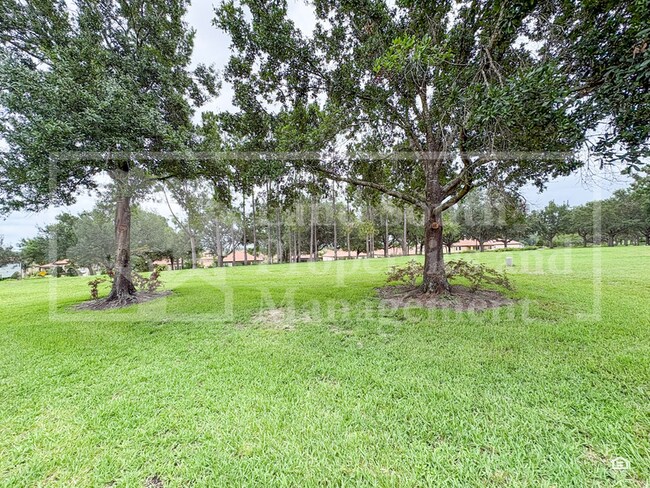 Building Photo - 1762 Altavista Cir