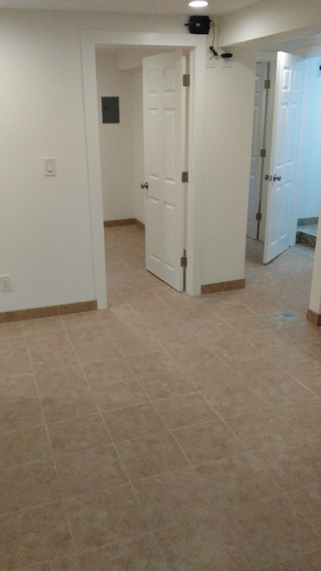 Building Photo - 6315 S Cyclamen Sq