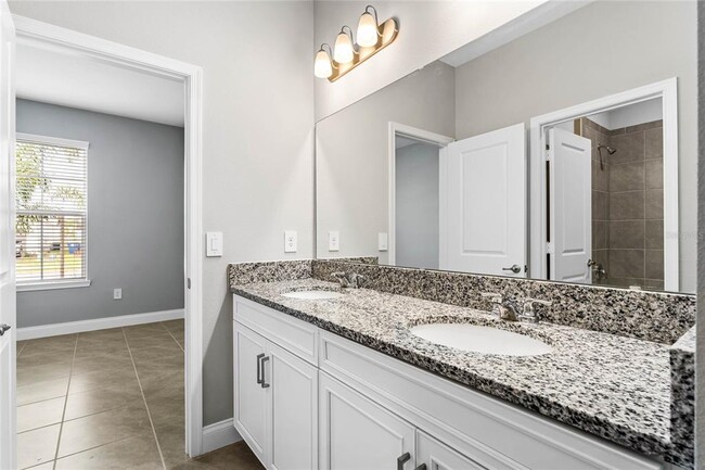 Building Photo - 851 Vineyard Rdg Rd