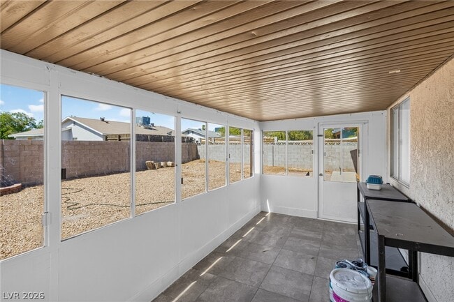 Building Photo - 6417 Placer Dr