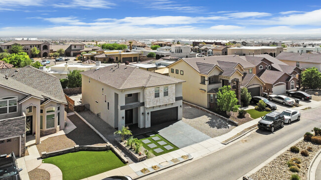 Building Photo - 12352 Stansbury Dr