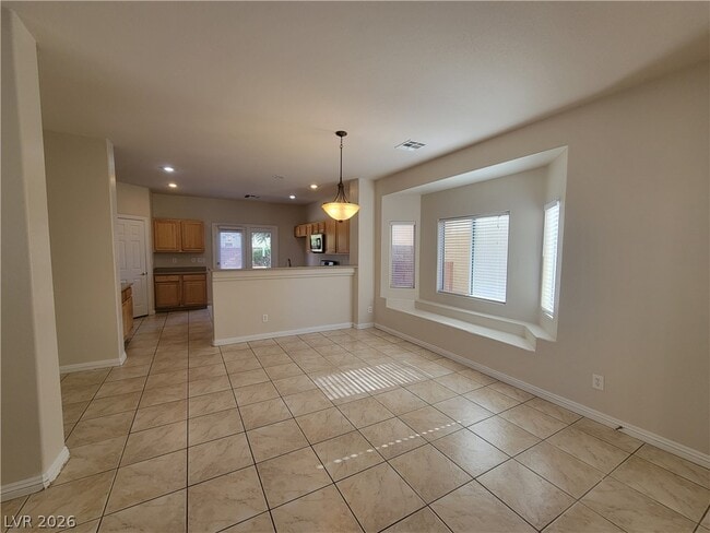 Building Photo - 8458 Pico Rivera Ave