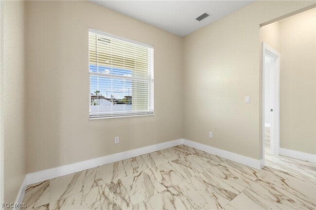 Building Photo - 2919 23rd St SW