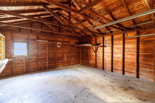 Building Photo - 1413 N Ross Ave