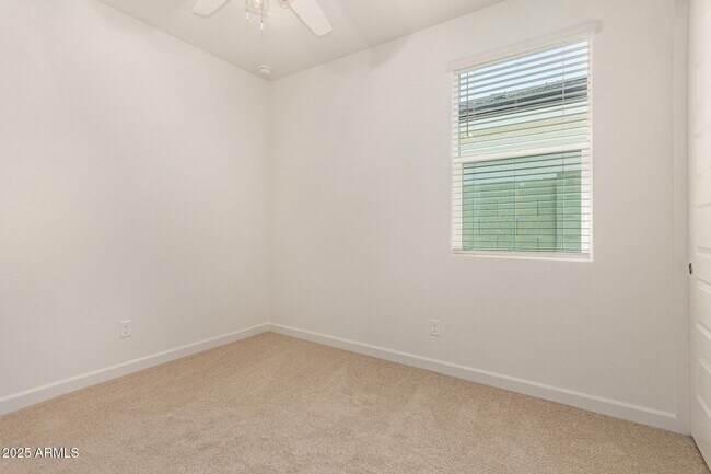 Building Photo - 17735 W Msn Ln