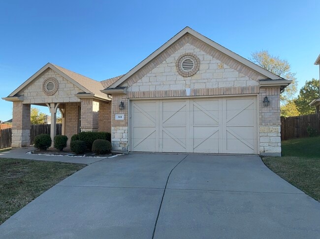 Building Photo - 308 Stewart Ln