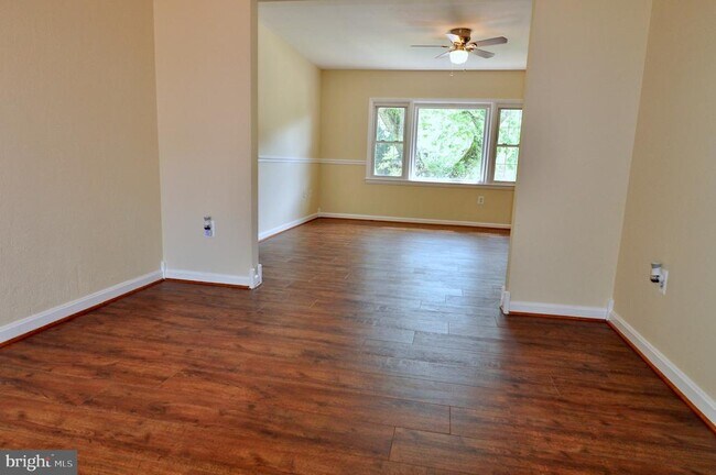 Building Photo - 13831 Delaney Rd