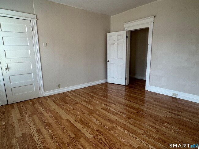 Building Photo - 548 Colorado Ave