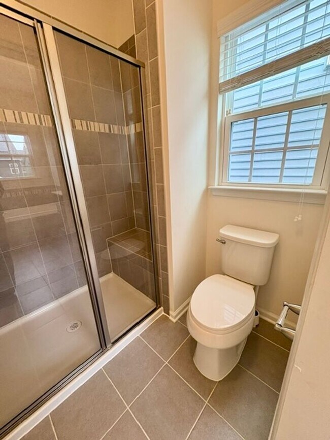 Building Photo - 12227 Majestic Maple Dr