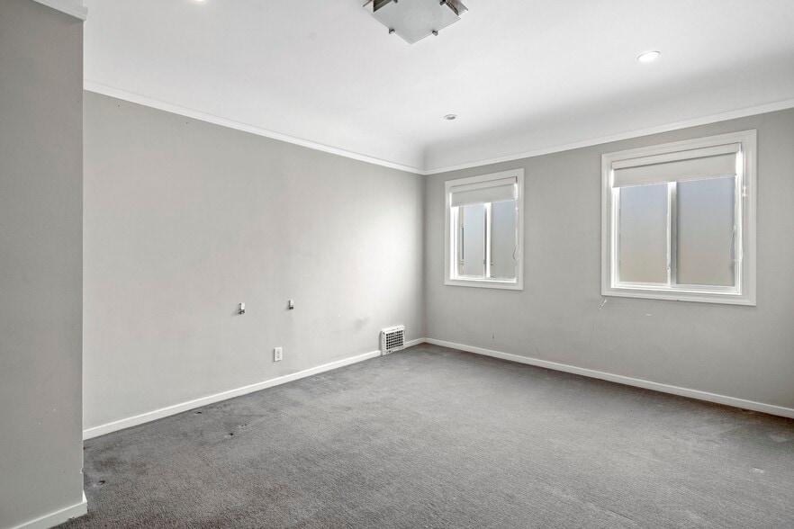 Guest Bedroom # 2 - 7930 W 4th St