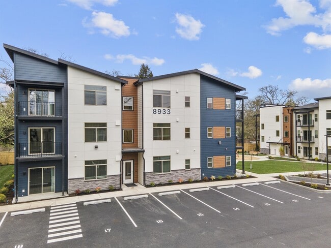 Interior Photo - Heron Heights