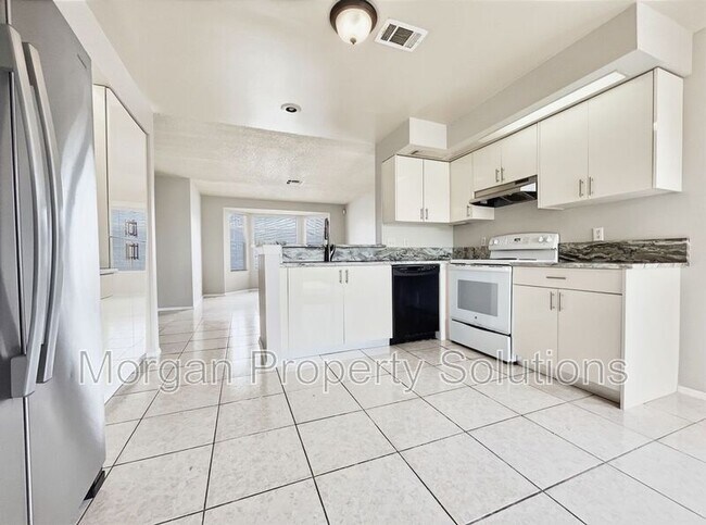 Building Photo - 1017 Whalebone Bay Dr