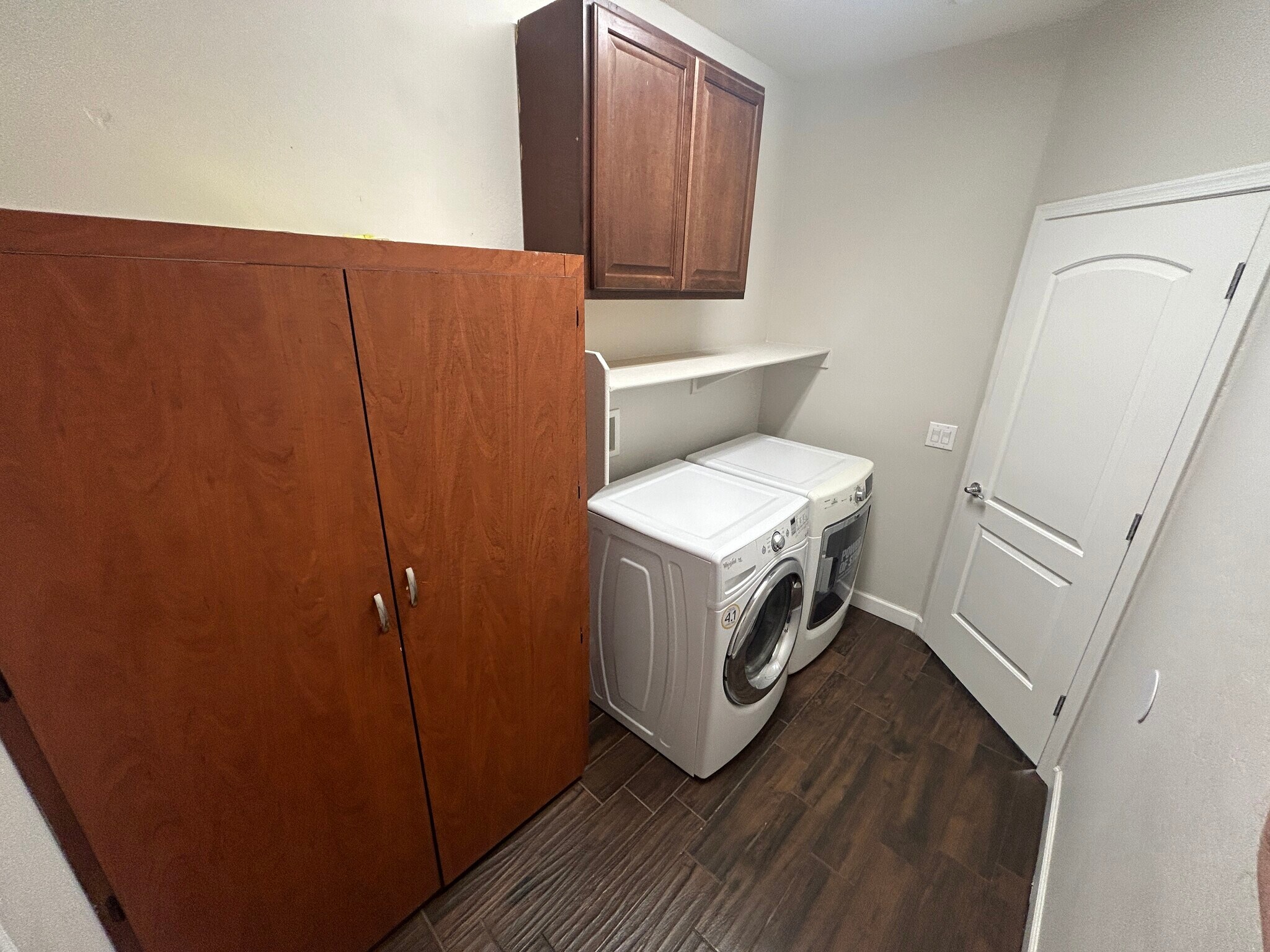 Building Photo - 10765 W Avenida del Rey