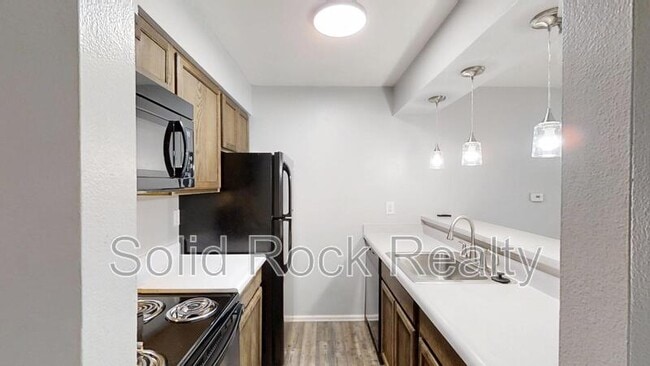 Building Photo - 4545 N Carefree Cir