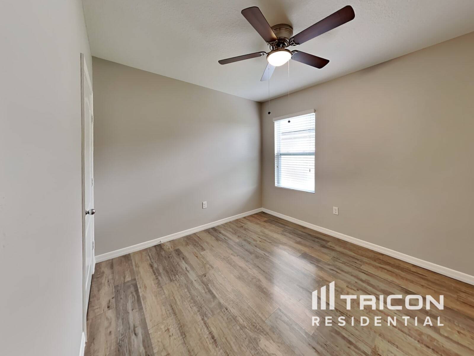 Building Photo - 6279 Red Herring Dr