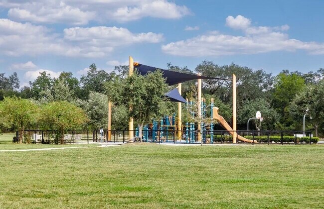 Building Photo - 9826 Clifden St