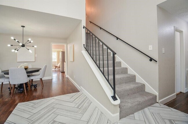 Building Photo - 22118 Fincastle Dr