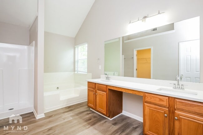 Building Photo - 3662 Caseys Cove