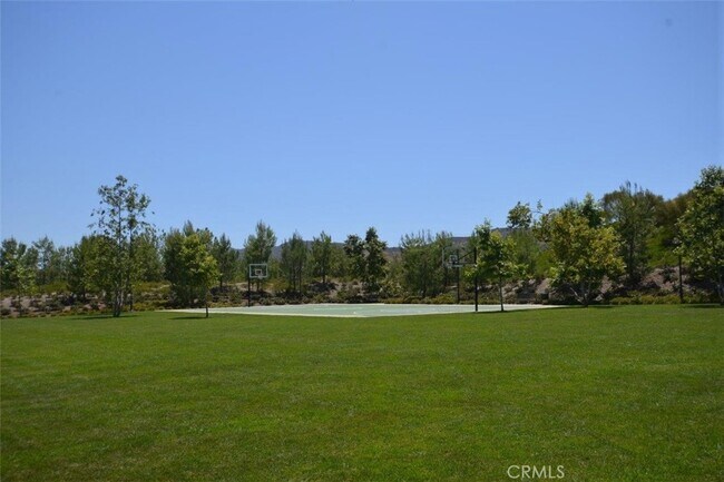 Building Photo - 51 Lupari-