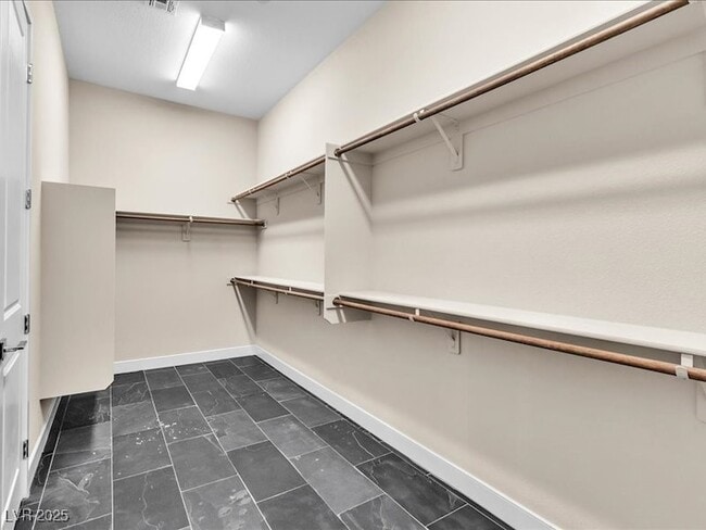 Building Photo - 11837 Grassy Pln Ave