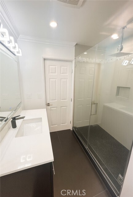 Building Photo - 3381 Oakmont View Dr