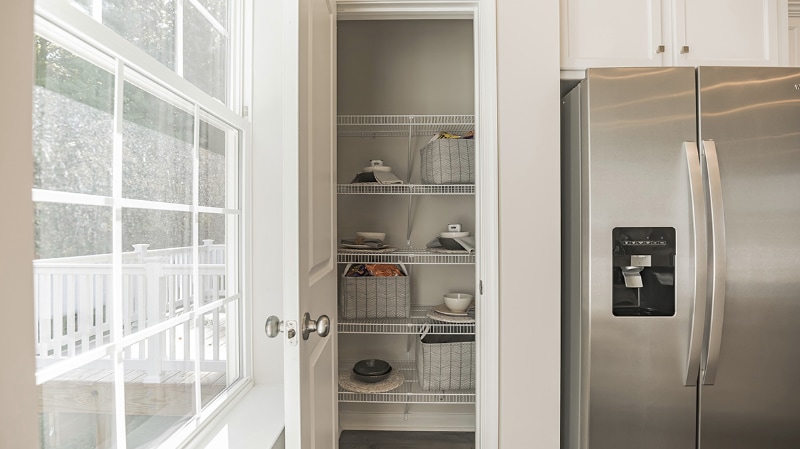 Building Photo - 527 N Palace Dr