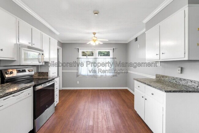 Building Photo - 319 Tanglewood Rd