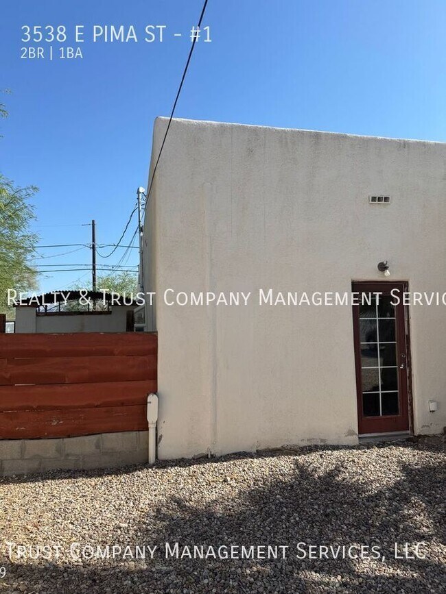 Building Photo - 3538 E Pima St