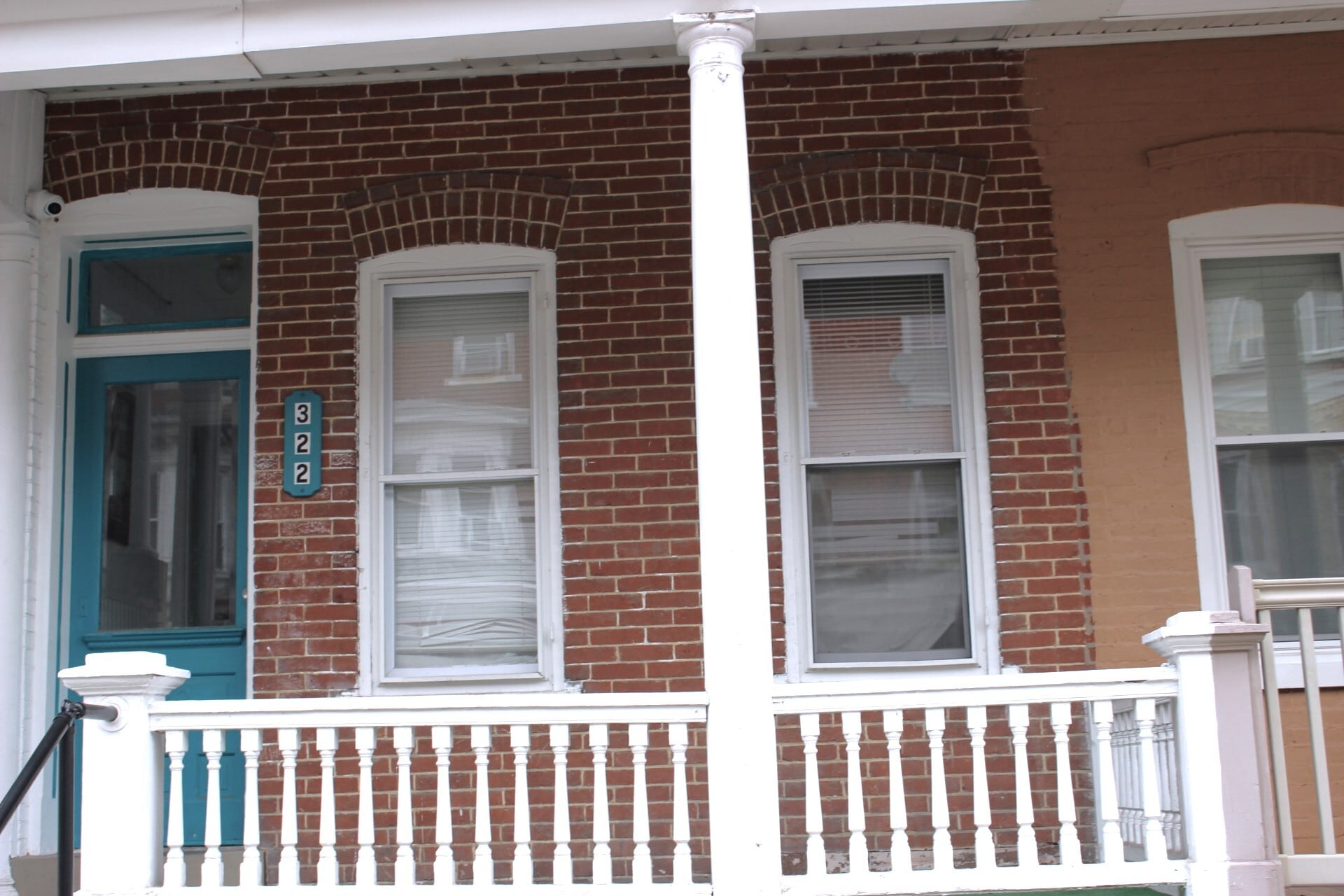 Building Photo - 322 N Franklin St