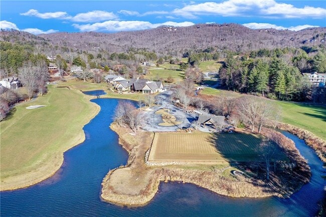 Building Photo - 3 Berkshire Ln