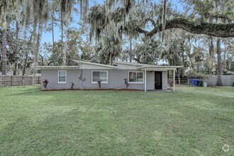 Building Photo - Newly renovated 3 bedroom/1 bathroom home ...