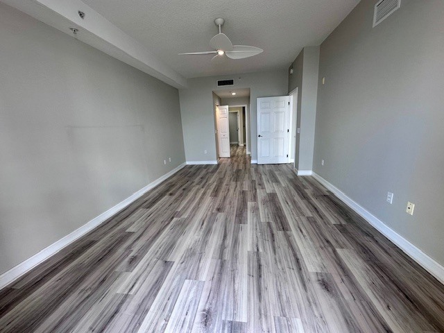 Building Photo - 480 Sail Ln