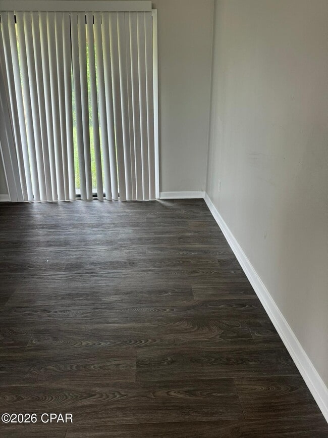 Building Photo - 2931 Ormond Ave