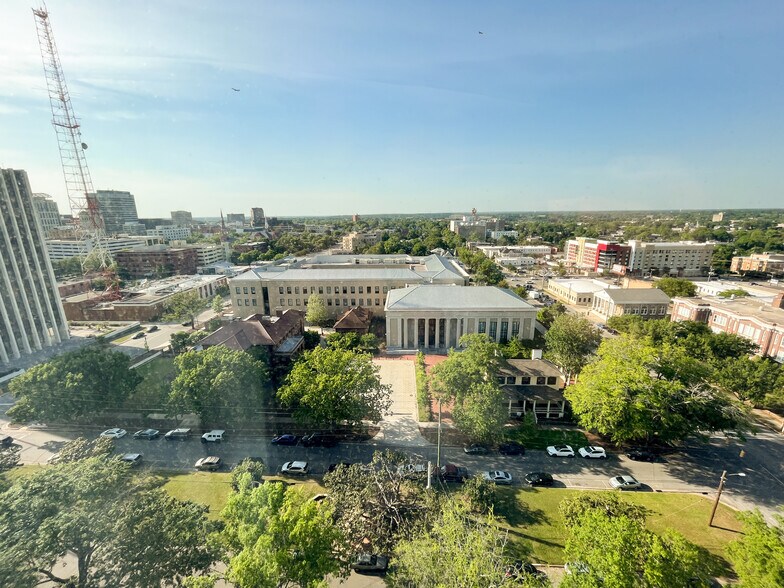 Building Photo - 1520 Senate St