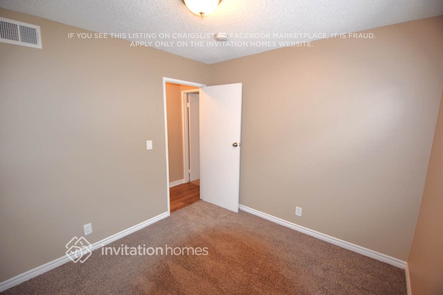 Building Photo - 9532 San Miguel Ave