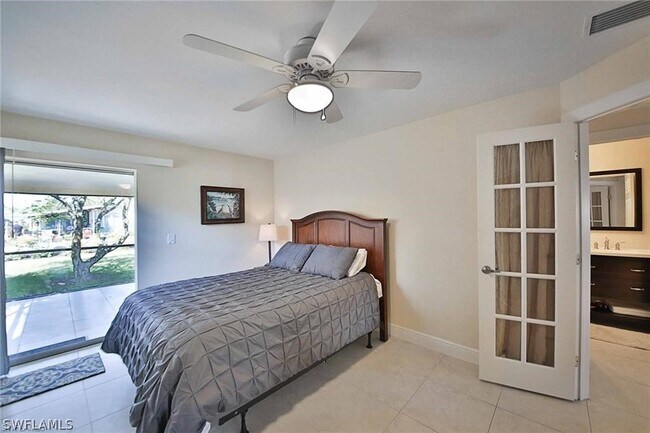 Building Photo - 671 98th Ave N