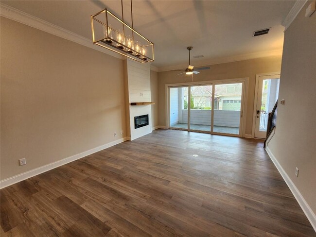 Building Photo - 633 Stickley Oak Way