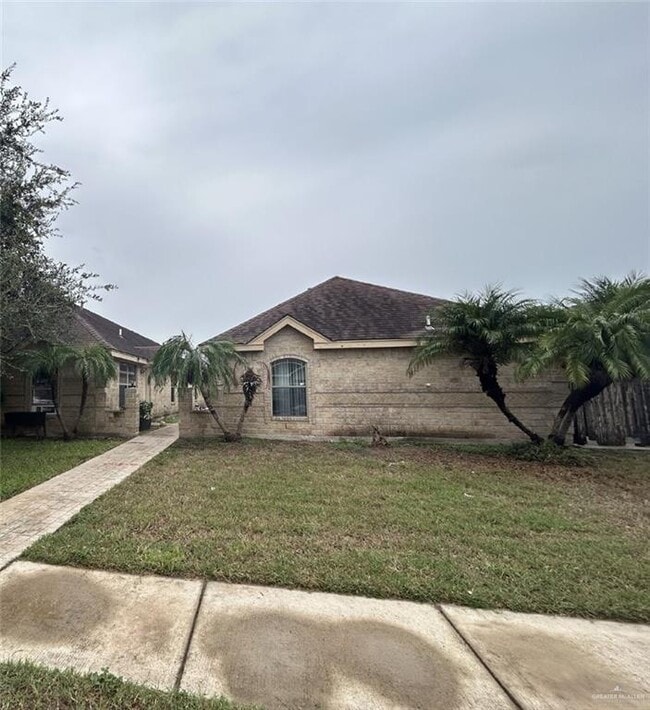 Building Photo - 13 South Dr