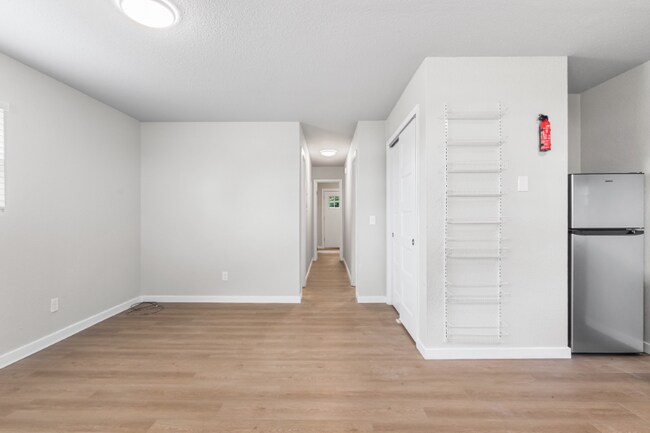 Building Photo - 901 N Gaskill St