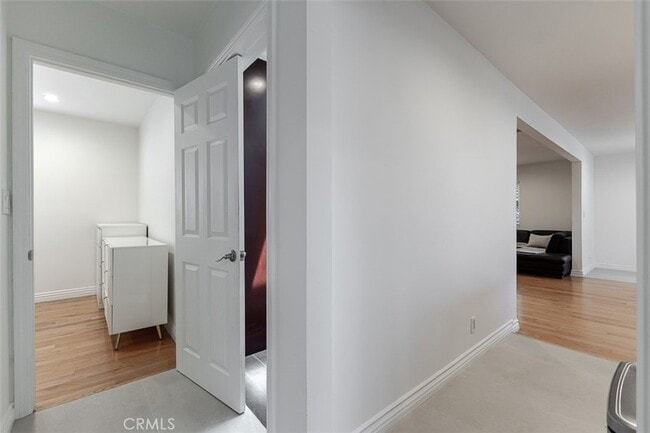 Building Photo - 1217 Elm Ave