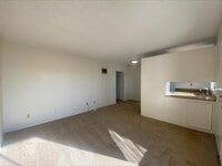 Building Photo - GREAT PB LOCATION! On Site Laundry! Spacious Bedroom!