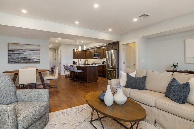 Building Photo - 50 Maplewood Ave