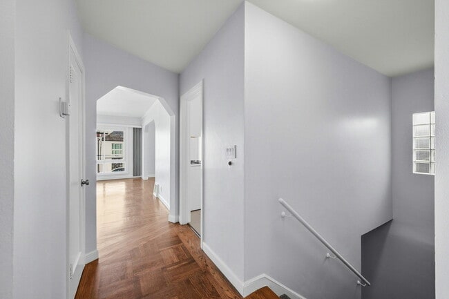 Building Photo - 4439 Kirkham St